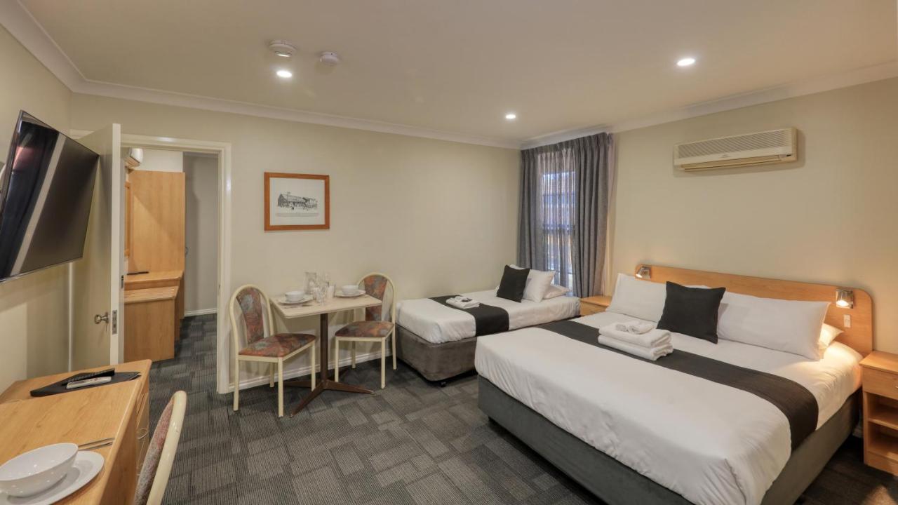Bushman'S Motor Inn Parkes Ngoại thất bức ảnh