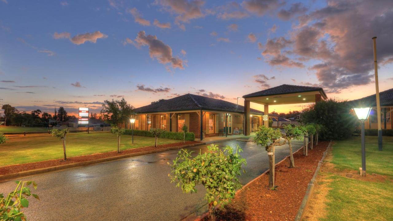 Bushman'S Motor Inn Parkes Ngoại thất bức ảnh