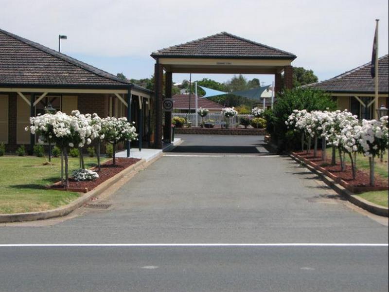 Bushman'S Motor Inn Parkes Ngoại thất bức ảnh