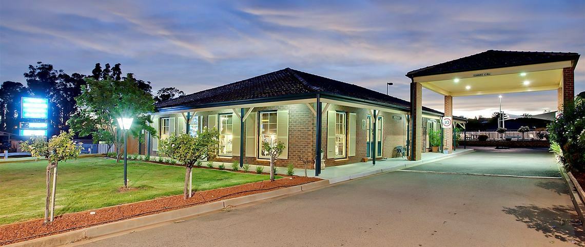 Bushman'S Motor Inn Parkes Ngoại thất bức ảnh